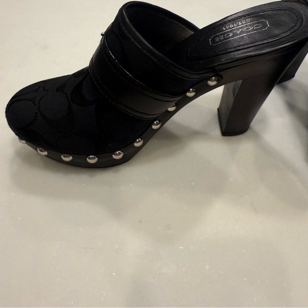 Coach Womens Willow Black Signature Mules / Clogs Heels Studs Buckle Sz 5 - Picture 8 of 14